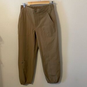 Cabi Galaxy Cargo Joggers style 6480 Spring 2024 NWOT size S